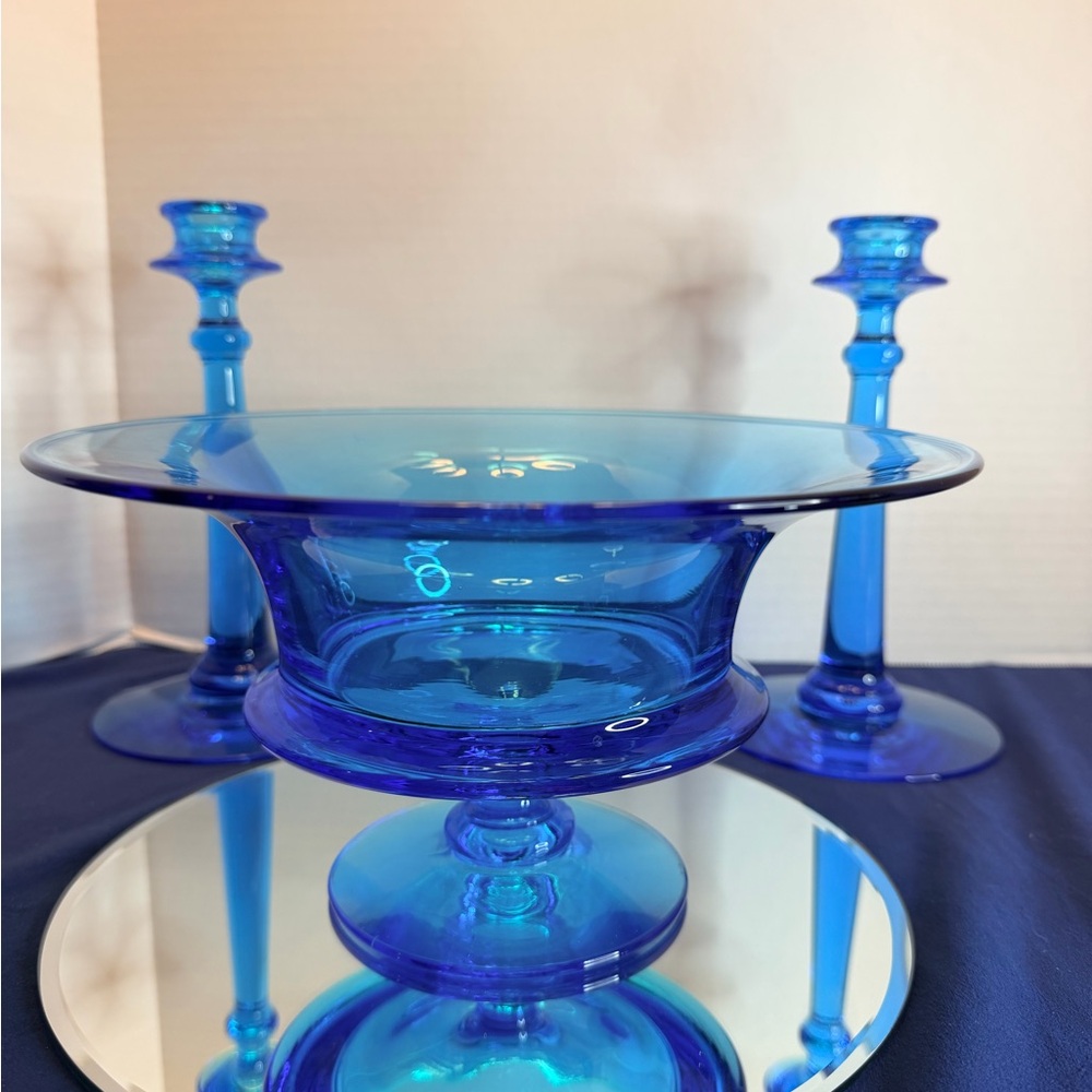 RARE Vintage Fistoria Electric Blue Glass Candlesticks - Picture 2 of 6